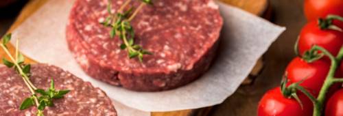 high-angle-meat-with-tomatoes-herbs_23-2148611076 high-angle-meat-with-tomatoes-herbs_23-2148611076