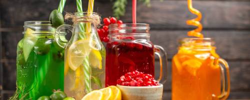 side-view-organic-fresh-juices-bottles-served-with-tubes-fruits-wooden-cutting-board_140725-94665 side-view-organic-fresh-juices-bottles-served-with-tubes-fruits-wooden-cutting-board_140725-94665
